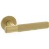 Millhouse Brass Crompton Knurled Lever Door Handle on 5mm Slimline Round Rose - Satin Brass