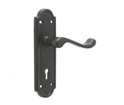 Turnberry Suite Door Handle on Lockplate Black
