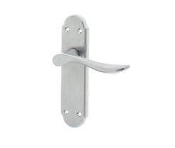 Henley Suite Door Handle on Latchplate Satin Chrome