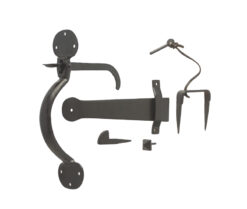 Valley Forge Gate Catches 200x30x7mm Black